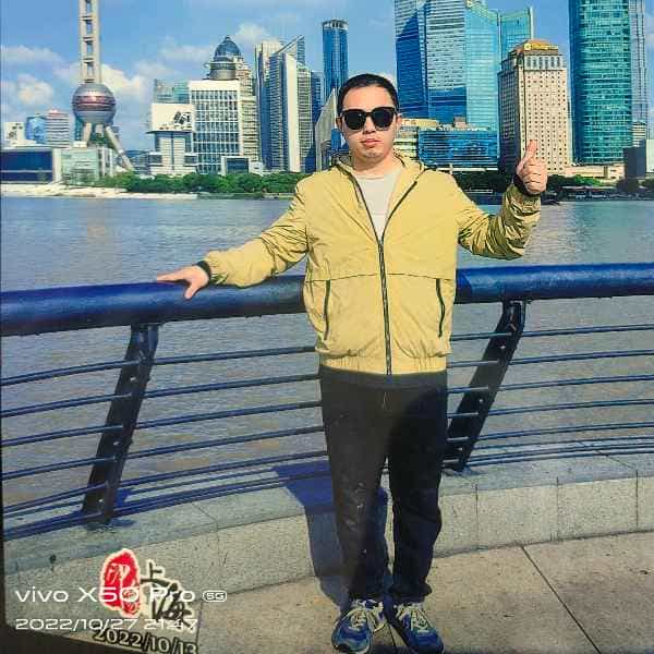 34岁岁江苏单身帅哥 - 广州吉缘网