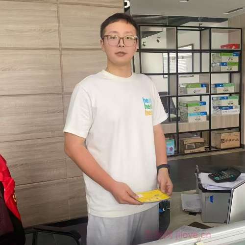 30岁岁江苏单身帅哥 - 广州吉缘网